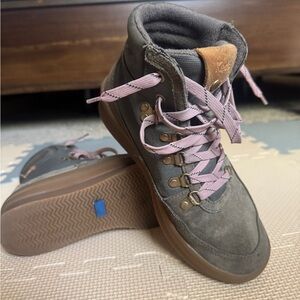 Women's Gray and Brown High-Top Sneakers